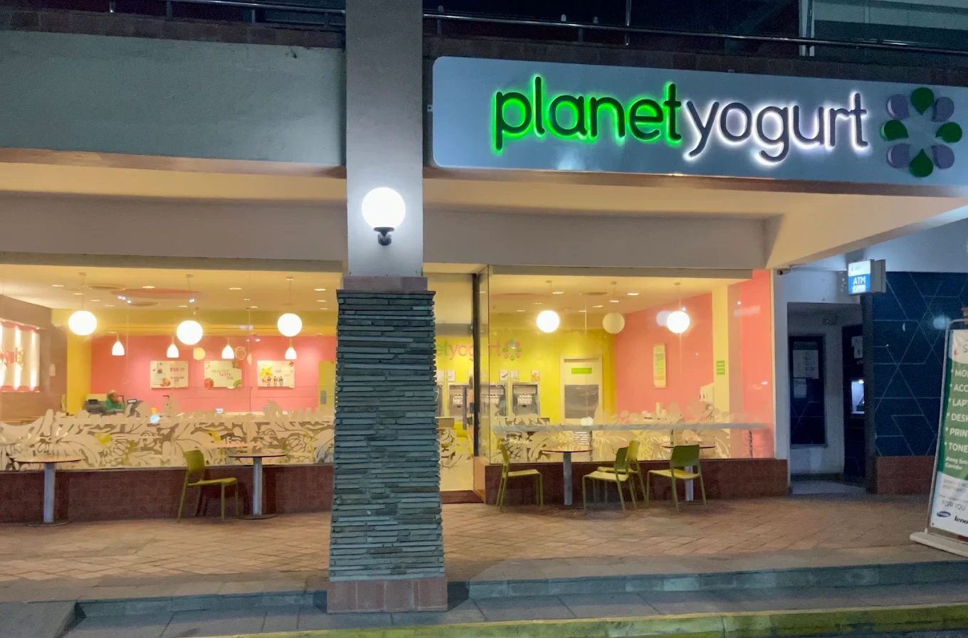 Planet Yogurt-Nyali