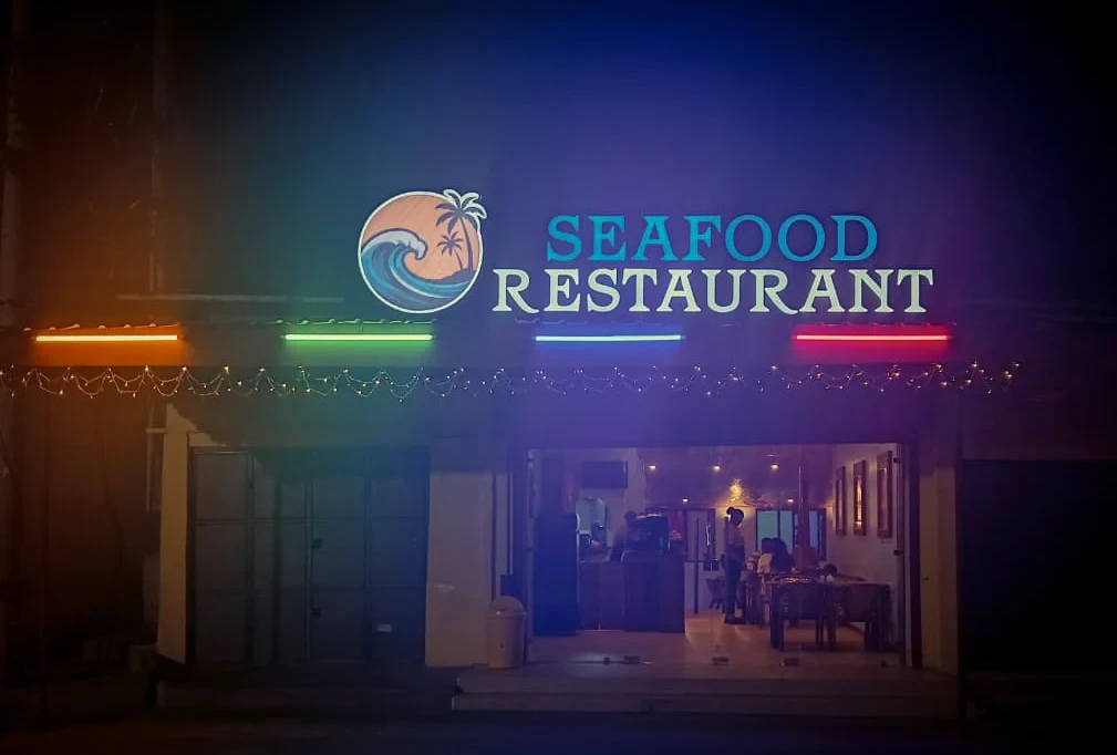 The Fort Seafood Restaurant and Pizzeria