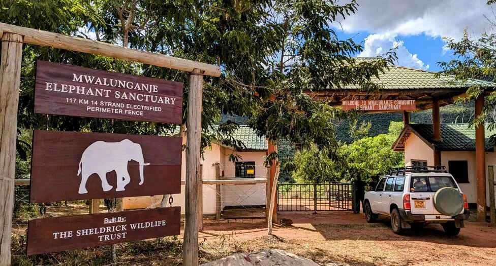 Mwaluganje Elephant Sanctuary