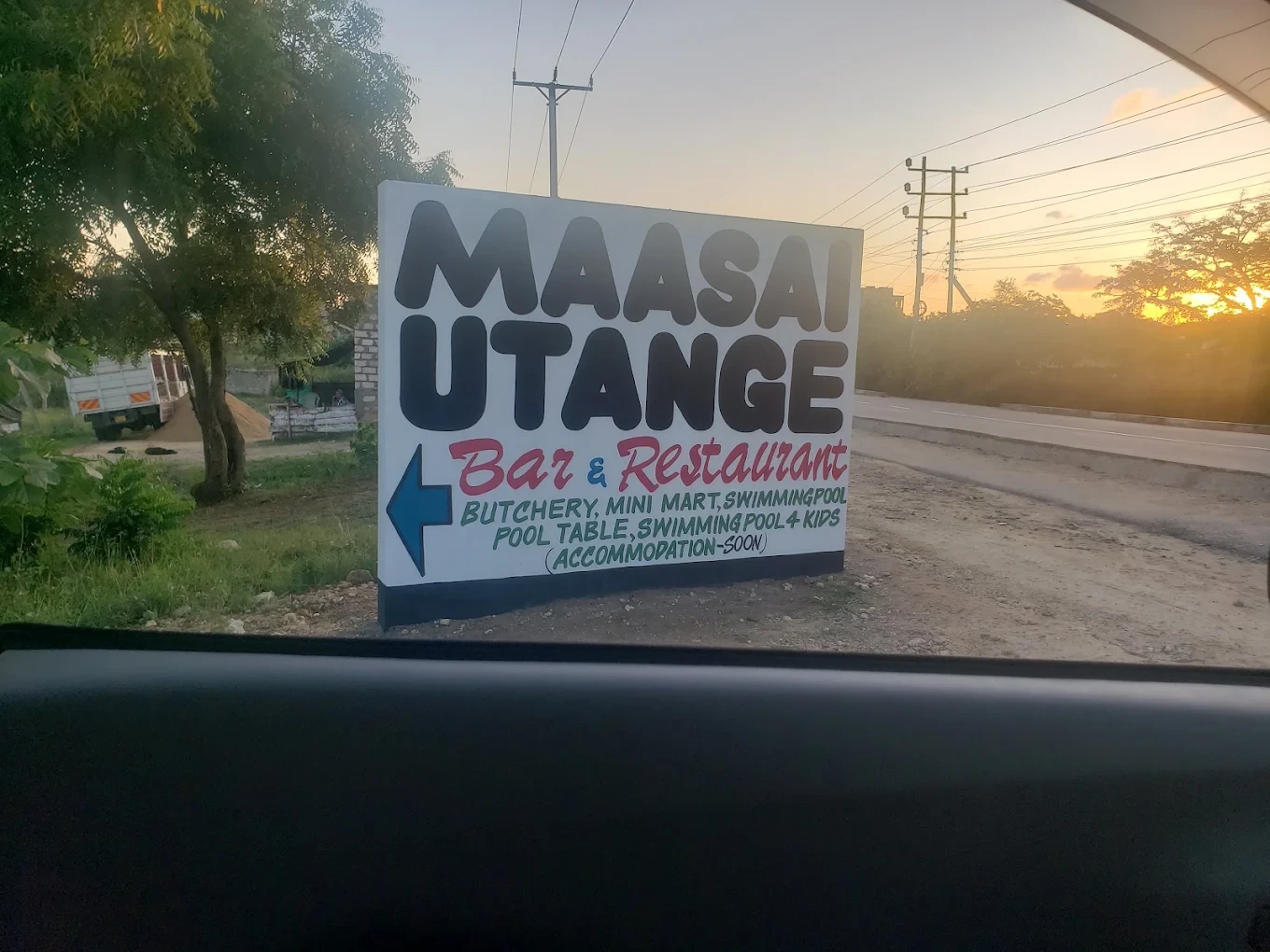 Masai Mombasa bar and Restaurant, Utange