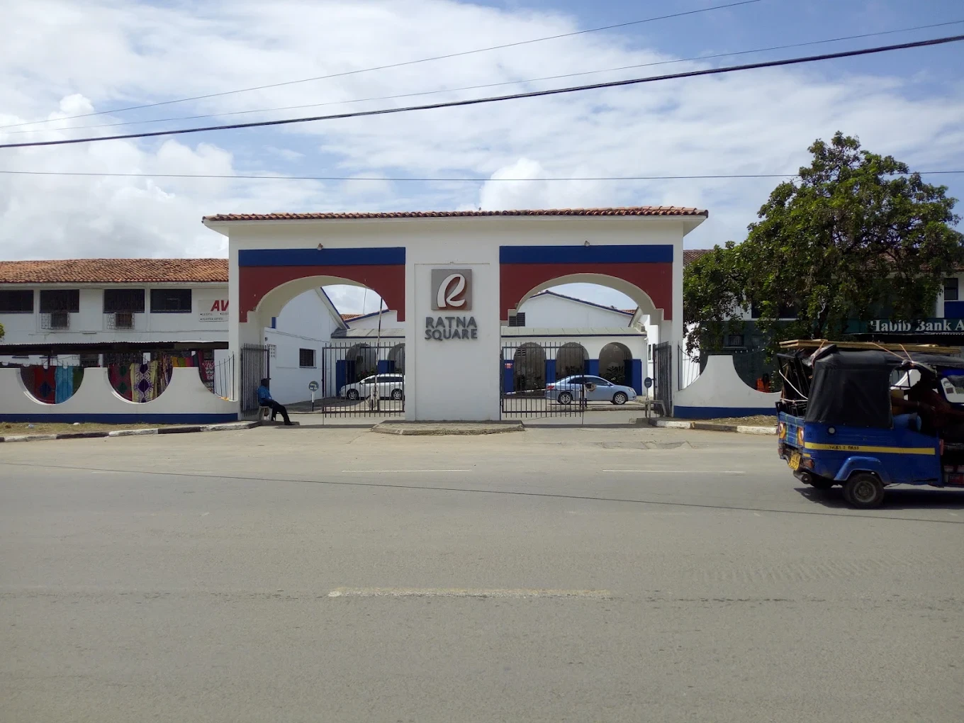 Ratna Square Shopping Centre